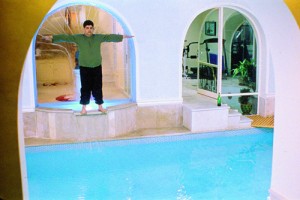 Hussein Emadeddin as Hussein