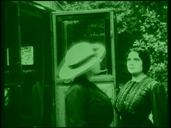 les-vampires-2-women
