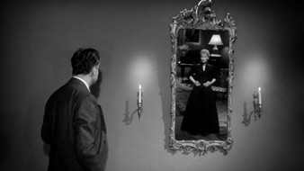 gertrud-in-mirror-21