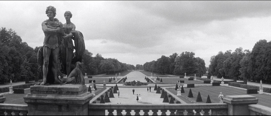 900-last-year-at-marienbad-3