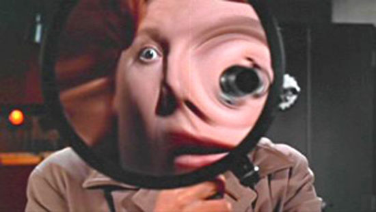 peeping-tom-lens