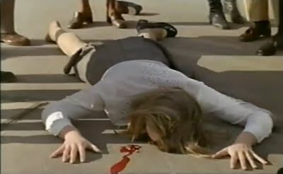 unefemmedoucedead