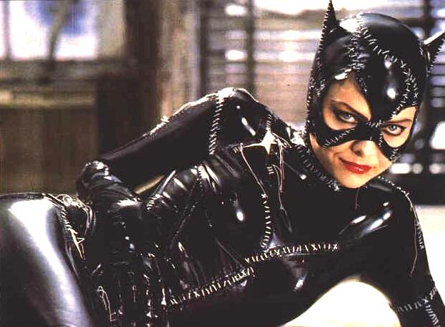 catwoman_michelle_pfeiffer