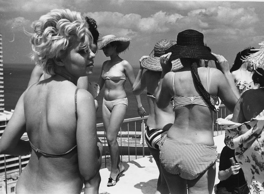 i-am-cuba-bathing-beauties