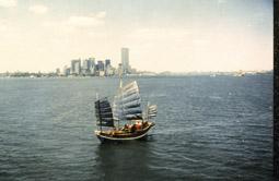 lightningoverwaterboat