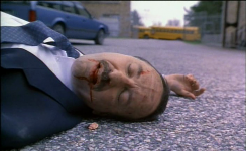 serialmom-corpse
