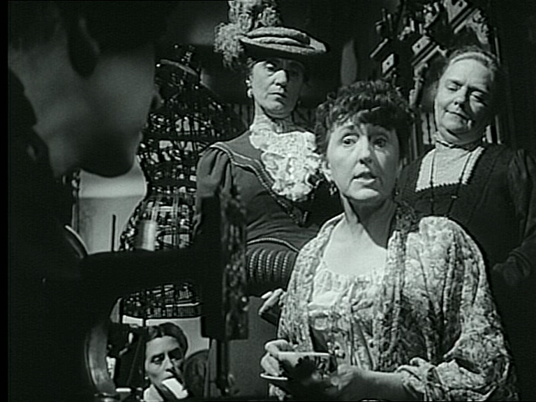 ambersons-haberdash-chorus-2
