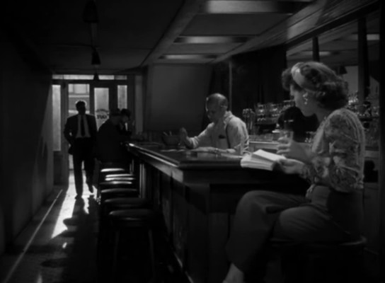 crisscross_bar