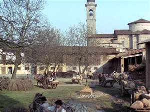 tree-of-the-wooden-courtyard