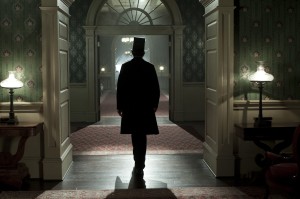 Lincoln-walking-away
