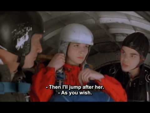 mauvais-sang-parachuting